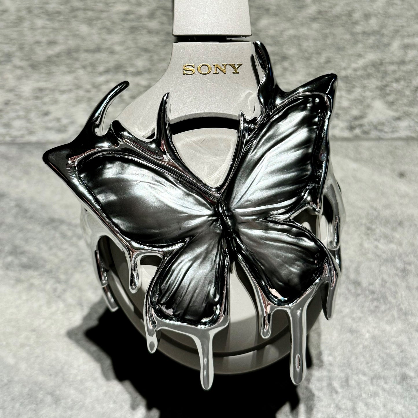 Sparkle Butterfly - Sony XM4