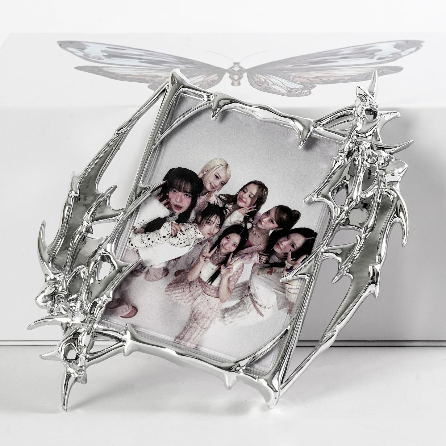 Photocard Holder - Wings of the Demon